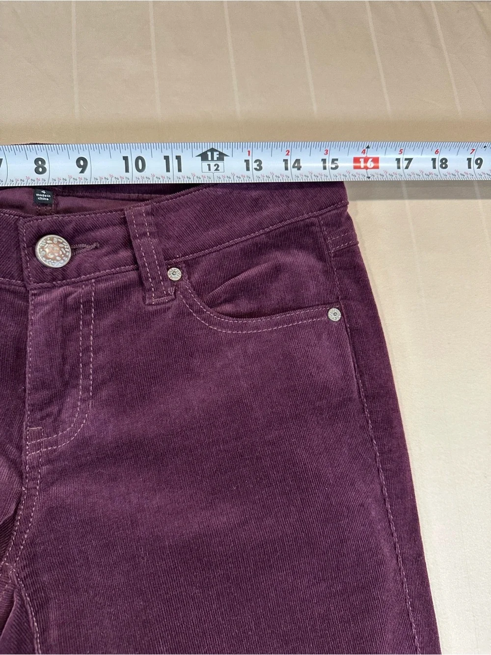 cabi Skinny Corduroy Pants Vino Burgundy Plum Size 4 Dark Academia Style 3197